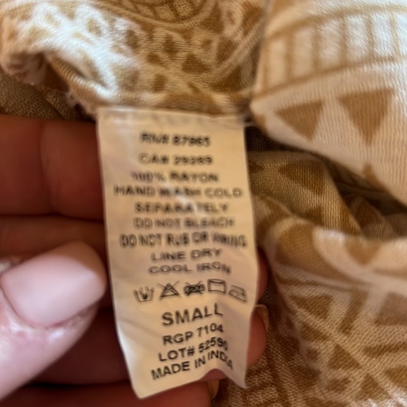 Tan & White Summer Jumpsuit plus FREE BRACELET - Picture 7 of 11